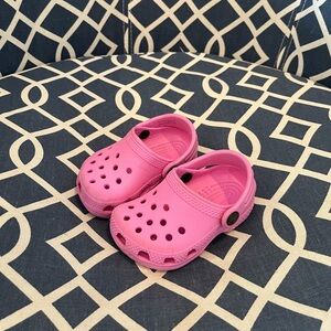 CROCS Pink little kid classic clogs